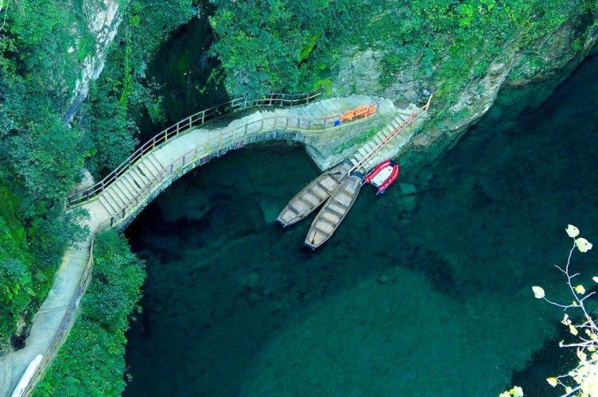 白鹿调侃黄景瑜：你认为肖战的代表作是什么？黄景瑜回答笑翻全场，说的啥？游戏画面